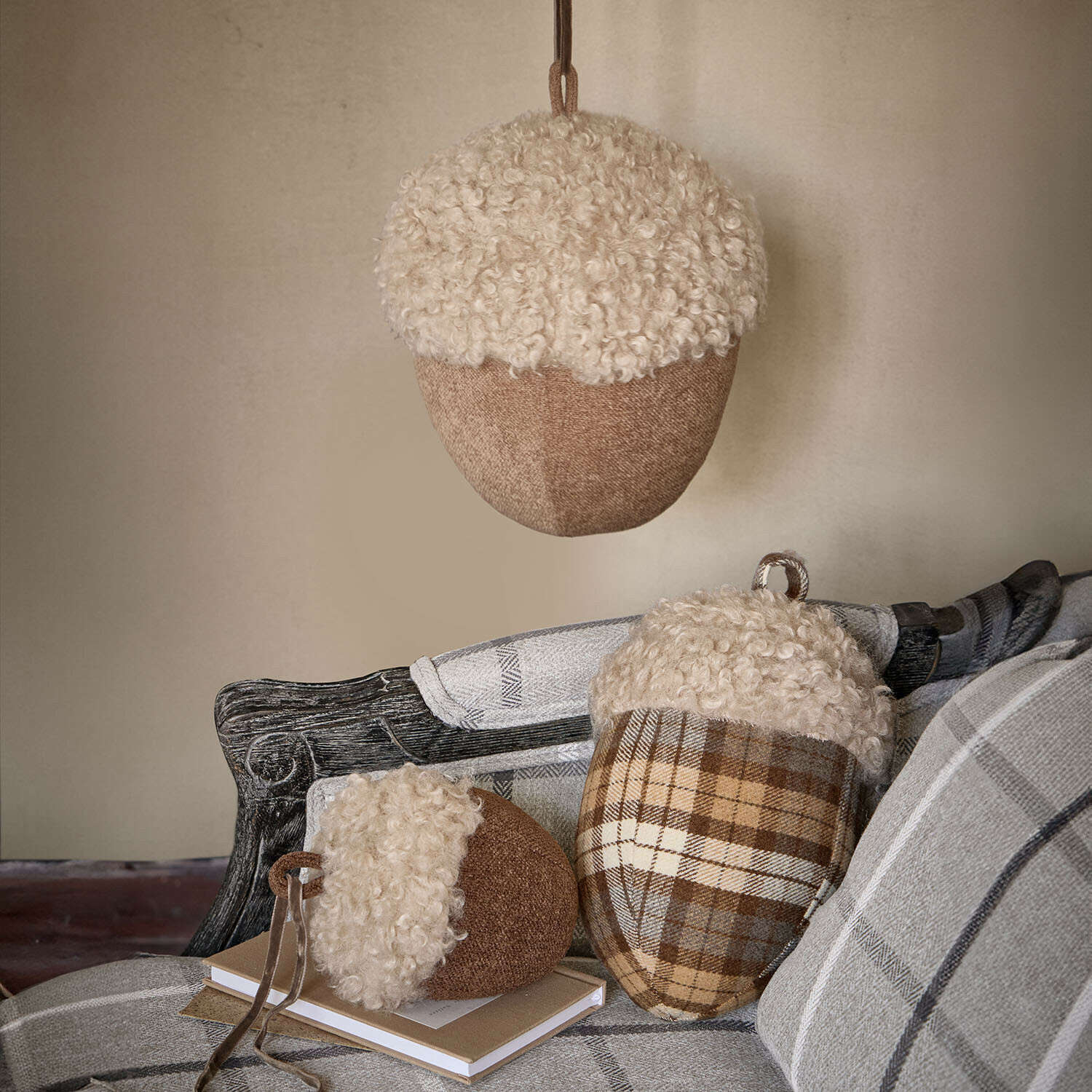 Set di 3 ghiande decorative Hazelb Set di 3 ghiande decorative Hazelb
