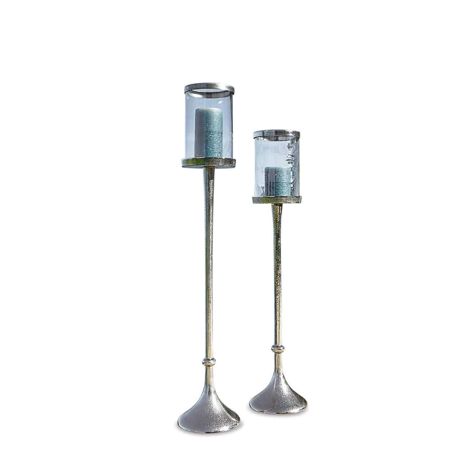 Coppia di portacandele Oudon Set di due portacandele in metallo con coperture in vetro trasparente e candele blu
