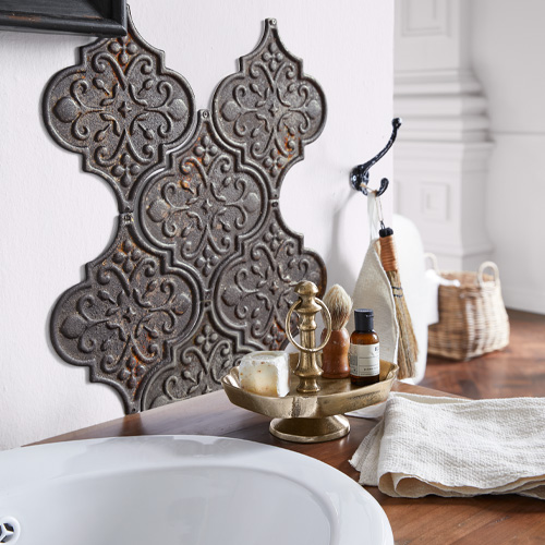 Loberon Set Bagno Millicent - 2 Bicchieri, Dispenser E Portasapone In Ottone E Ceramica - Bianco E Argento - 6