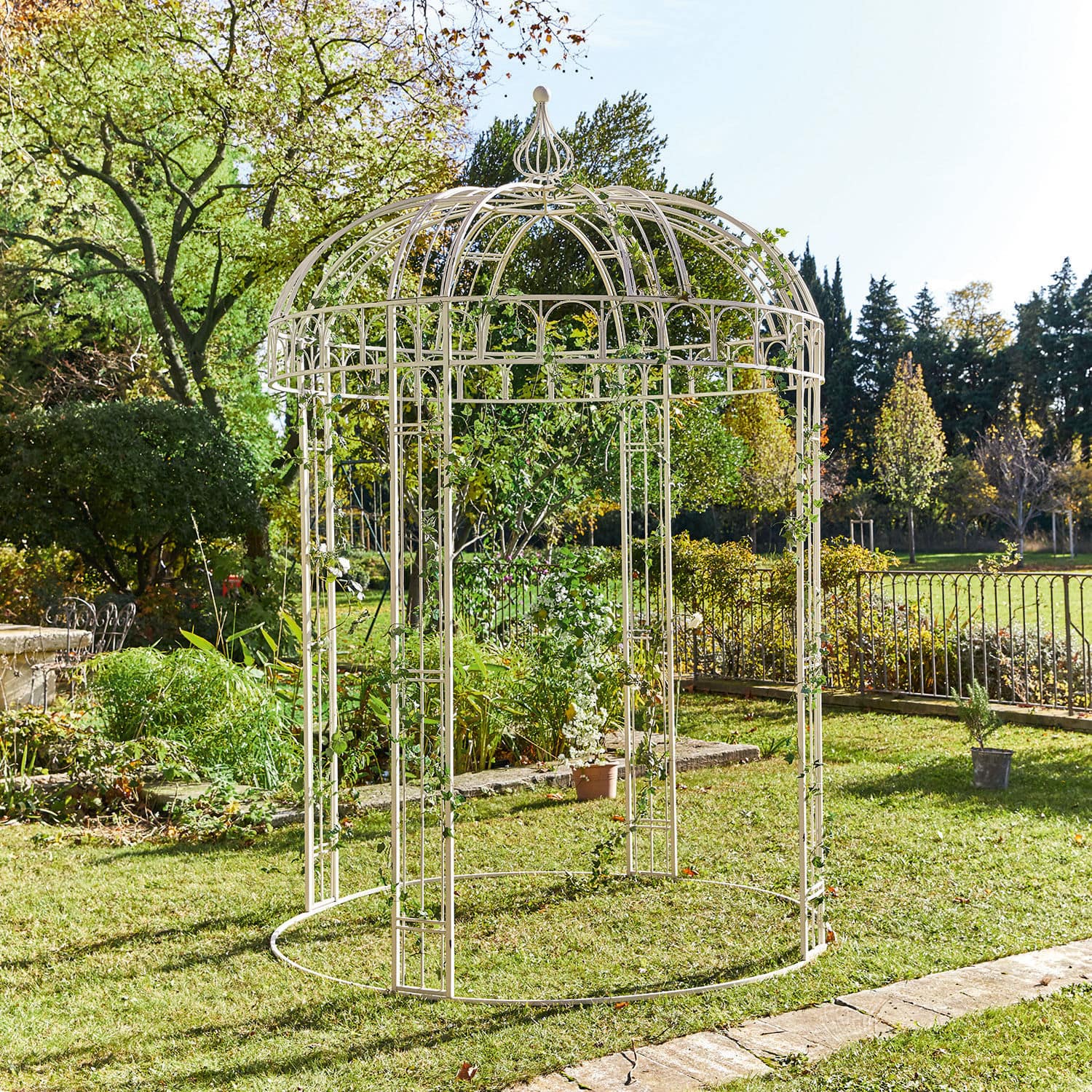 Gazebo Iolanda