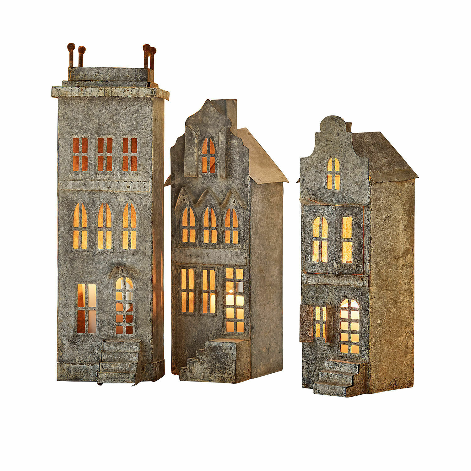 Set di 3 lanterne Middlewich Set di tre lanterne in metallo a forma di casa con luce calda, decorazione per interni