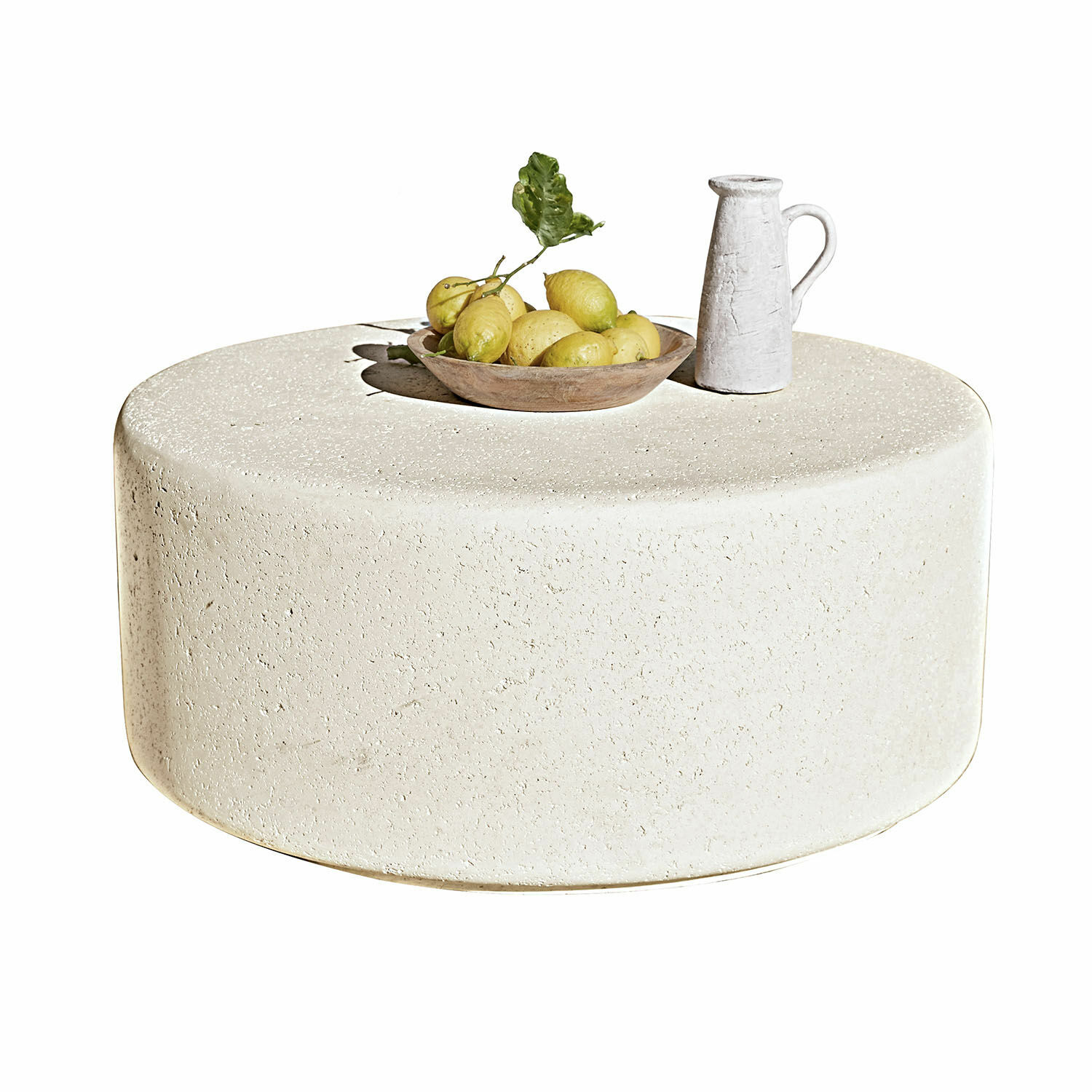 Tavolino da salotto Jimbour Tavolo rotondo bianco in materiale strutturato con ciotola di legno e limoni sopra