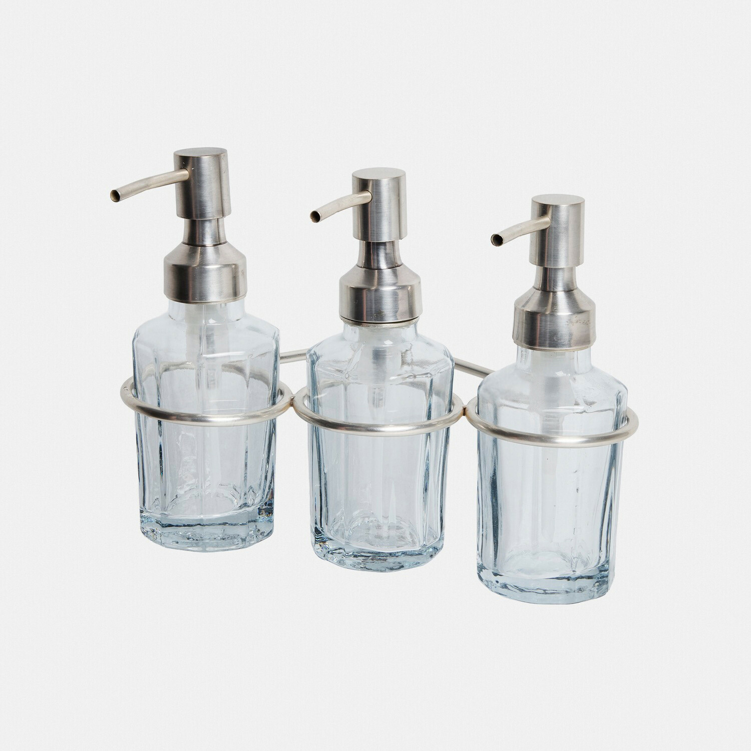 Dispenser per sapone Virellane Set di tre dispenser in vetro trasparente con pompa in metallo e supporto da parete
