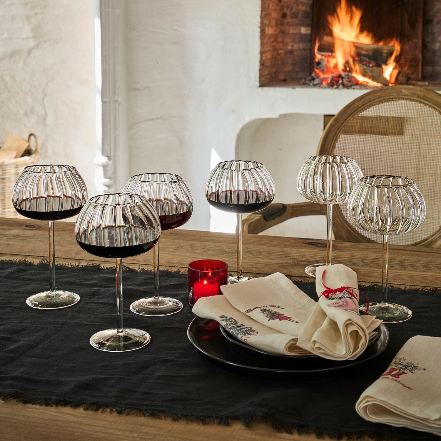 Set di 6 bicchieri da vino Minou Set di 6 bicchieri da vino Minou