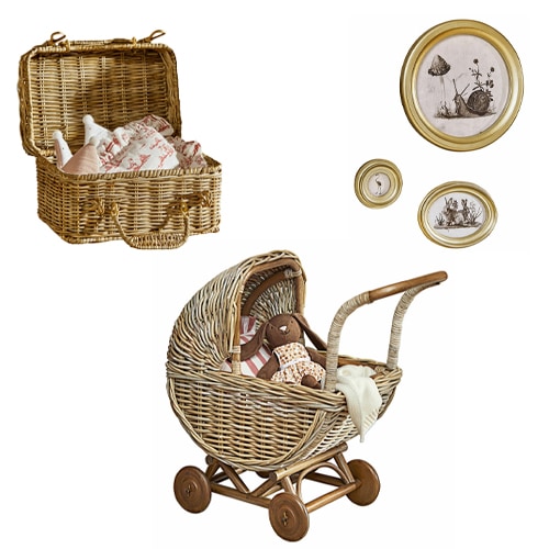 Set di accessori in vimini naturale con carrozzina e valigia per decorazione cameretta
