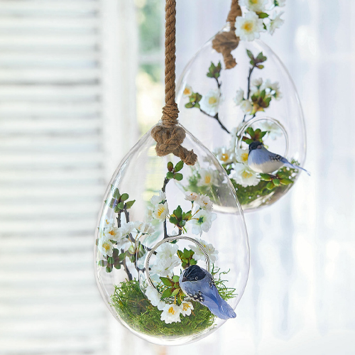 Decorazione sospesa in vetro con fiori bianchi e uccellino blu, ornamento per la casa