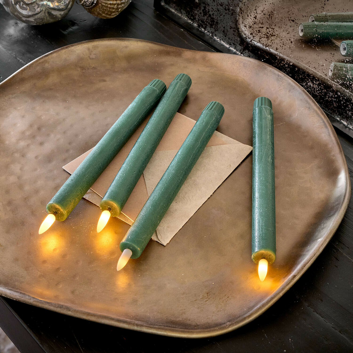 Set di 4 candele lunghe a LED Eldsora