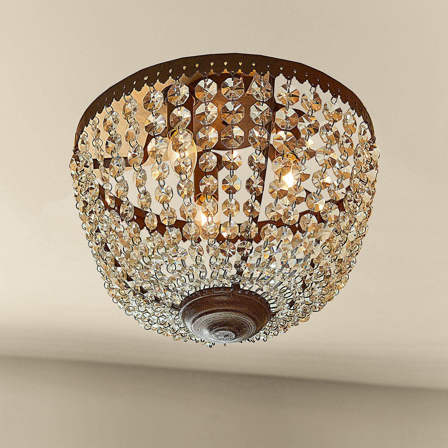 Plafoniera Tarim Lampada da soffitto con pendenti in cristallo e struttura metallica arrugginita, lampada decorativa LED