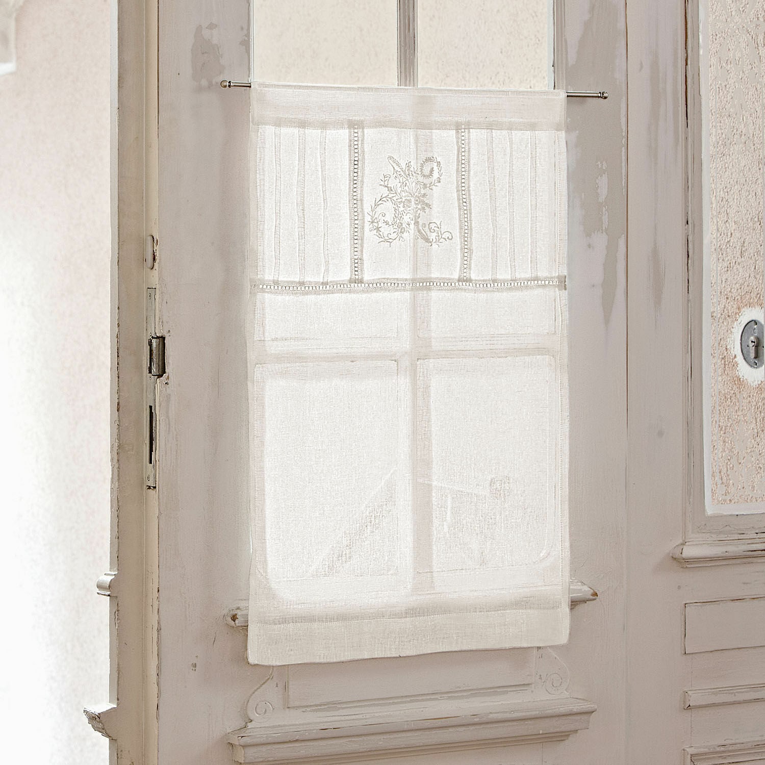 Coppia di tendine a vetro Mayenne Tenda bianca in lino con ricamo e strisce decorative, decorazione leggera per finestra