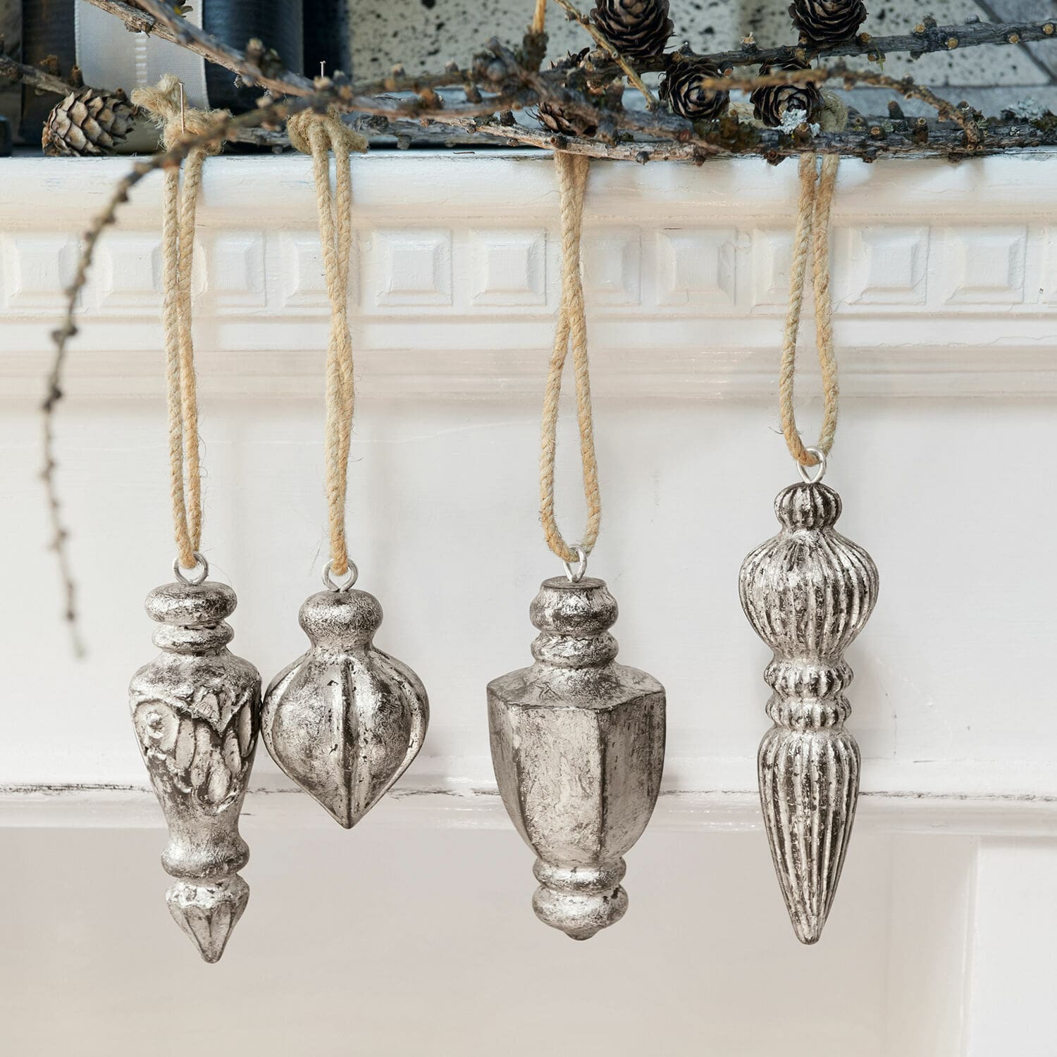 Set di 4 decorazioni da appendere Narino