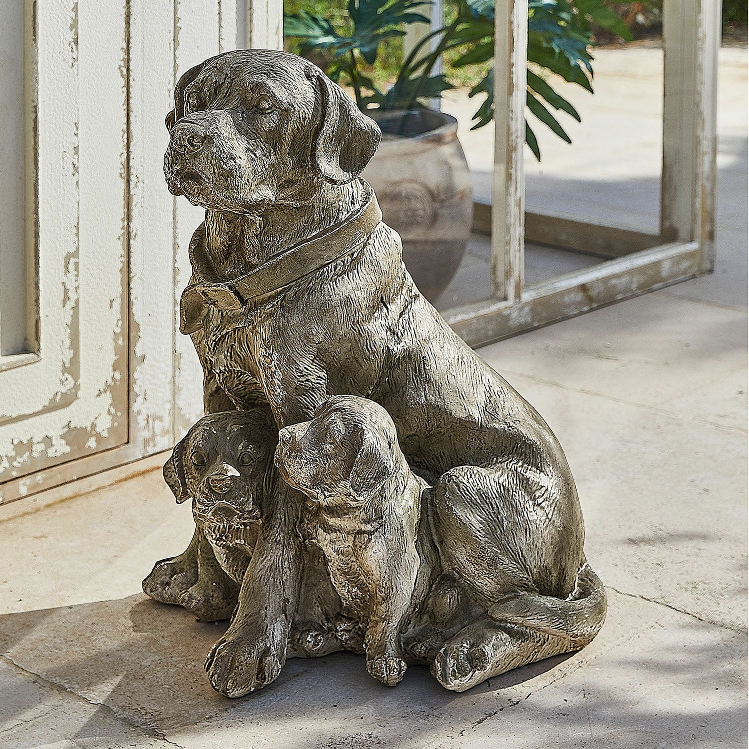Cane decorativo Samiran Scultura decorativa in bronzo color oro antico di cane con due cuccioli per casa e giardino