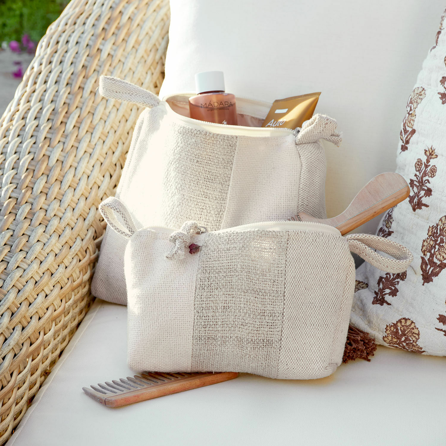 Coppia di pochette portatrucchi Xerivon