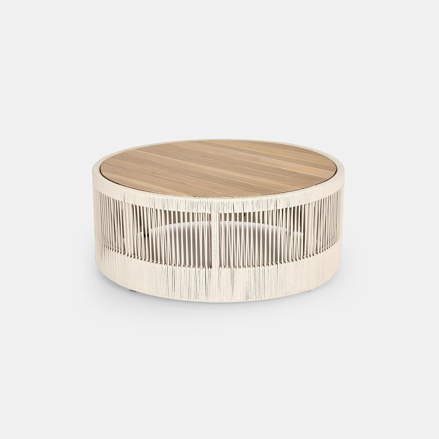 Tavolino rotondo con piano in legno e struttura intrecciata bianca in materiale sintetico