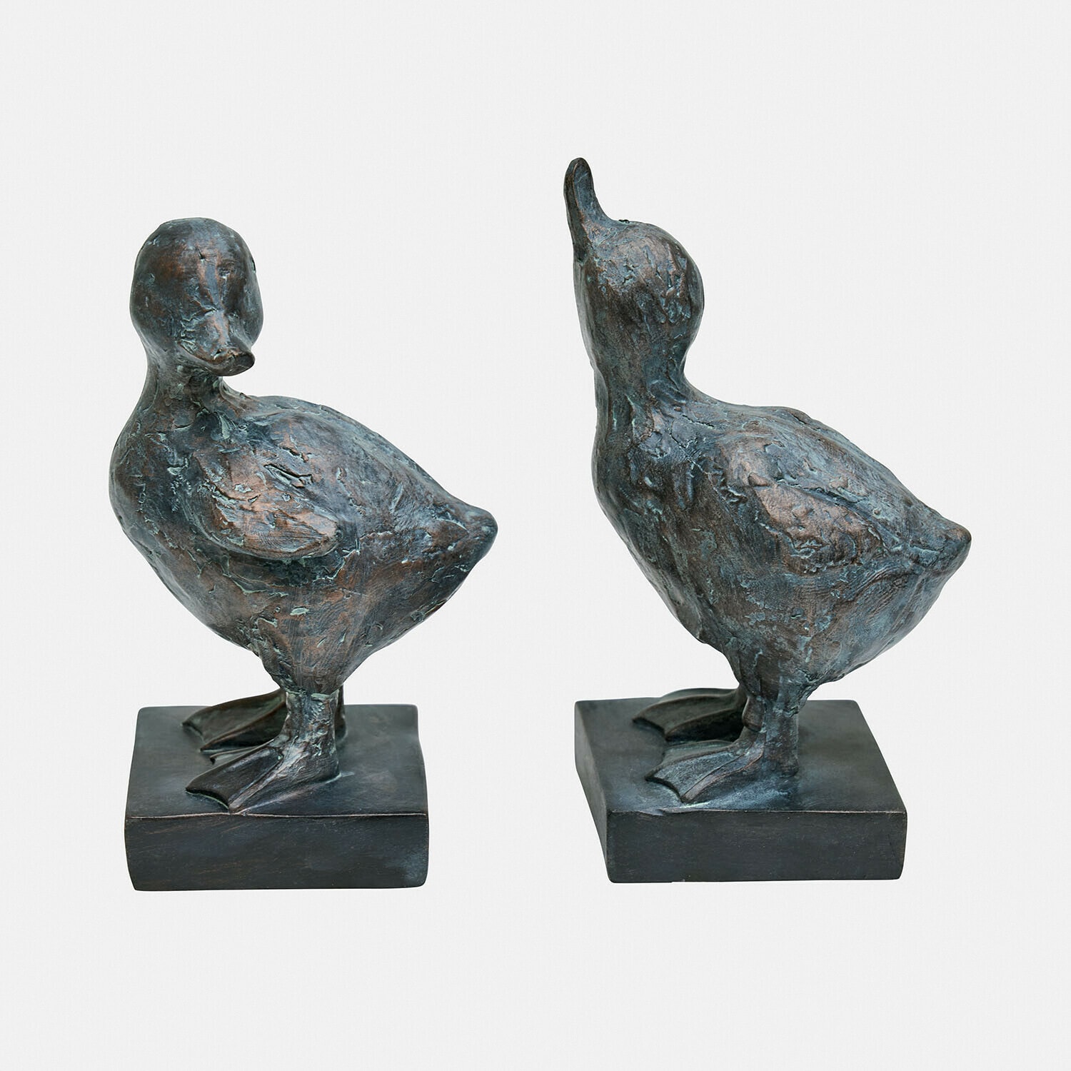 Oca decorativa Merrowden Figura di anatra in metallo patinato su base quadrata, decorazione per casa e giardino
