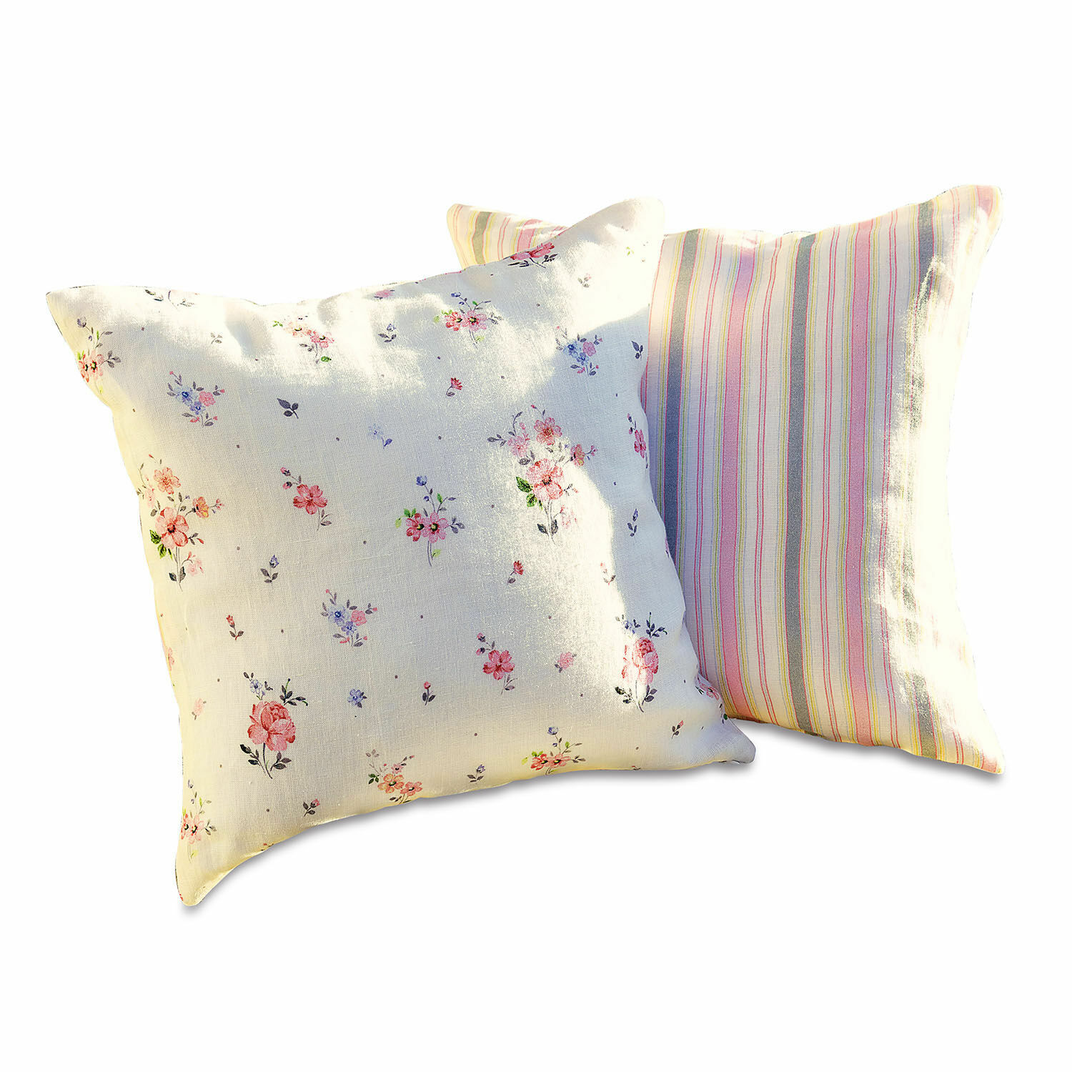Coppia di copricuscini Mersey Set di due cuscini decorativi in cotone con motivo floreale e a righe in colori chiari