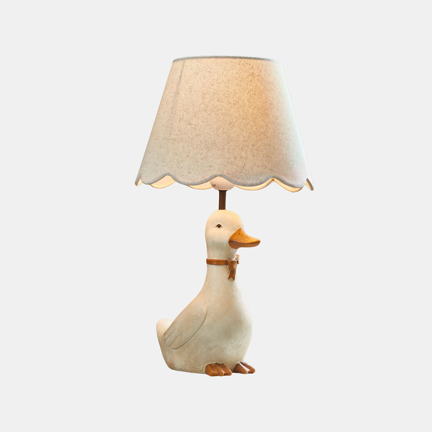 Lampada da tavolo per bambini Tillyboo Lampada da tavolo con paralume beige e base a forma di anatra bianca con becco arancione