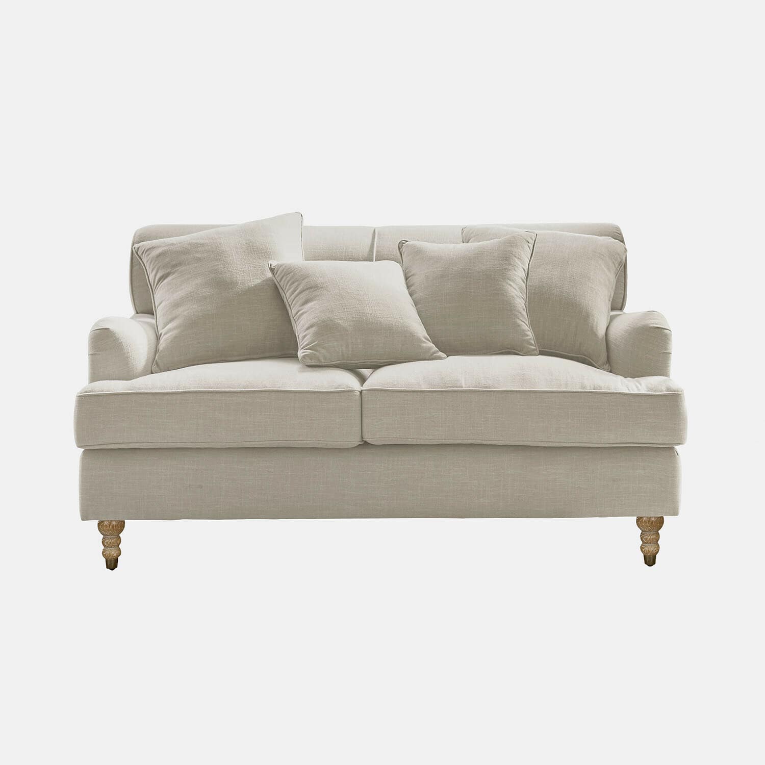 Divano beige in tessuto con cuscini e gambe in legno, mobile confortevole per soggiorno