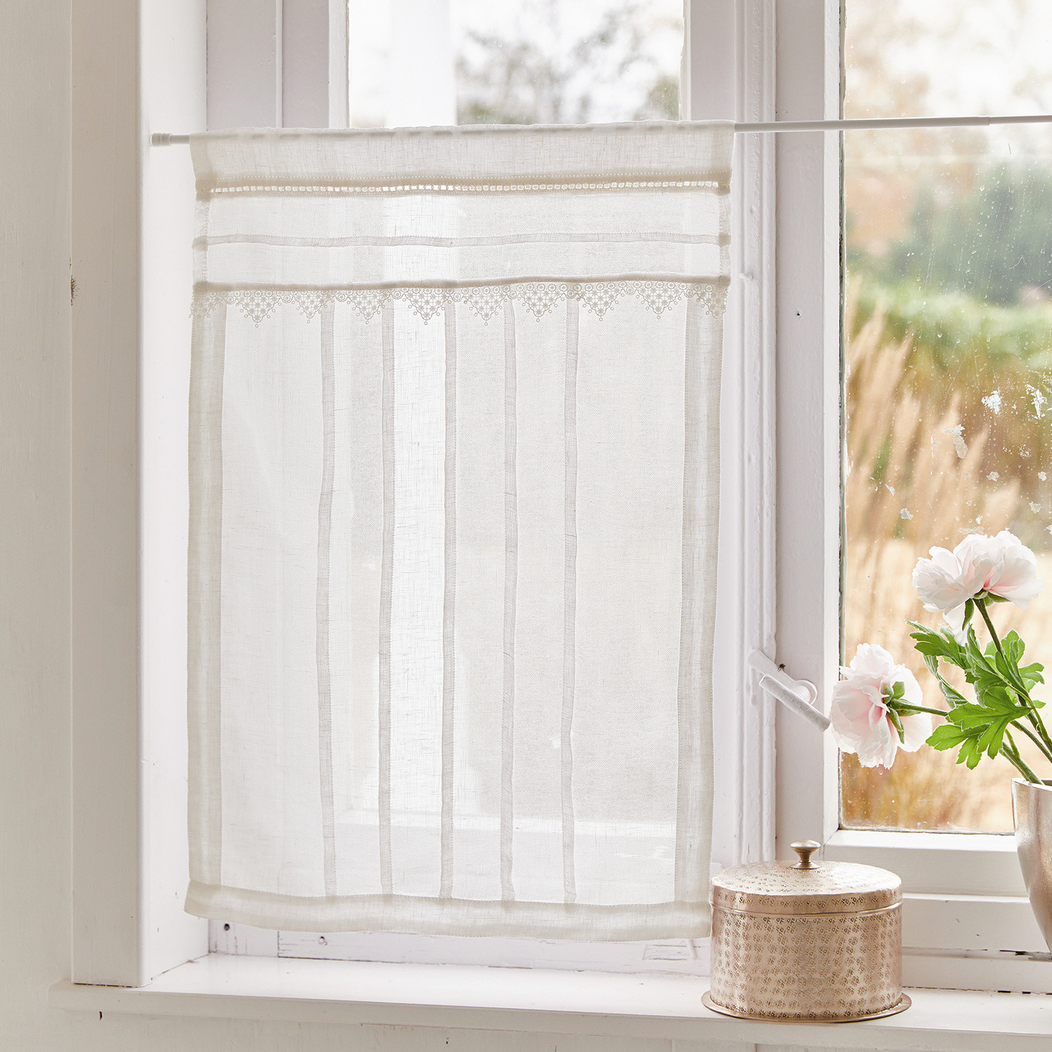 Tendina Chailly Tenda in lino bianco con pizzo delicato, decorazione naturale ed elegante per finestre