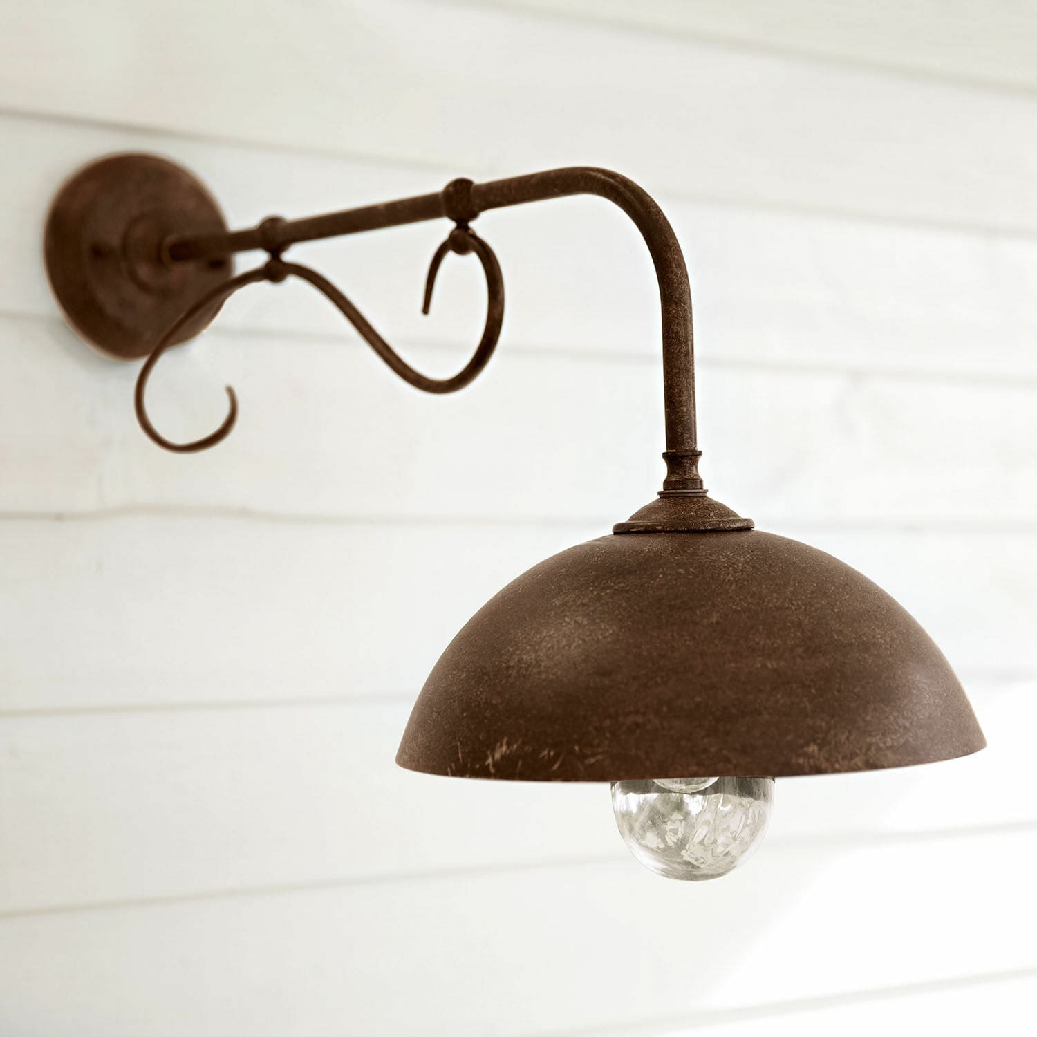 Lampada da parete per esterni Lupia