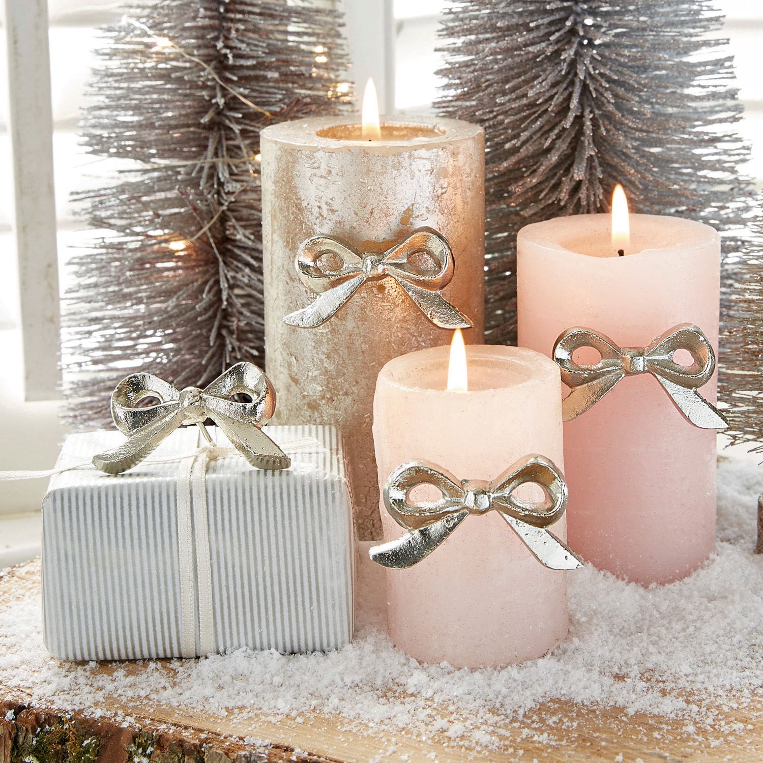 Set di 4 spillette Eve