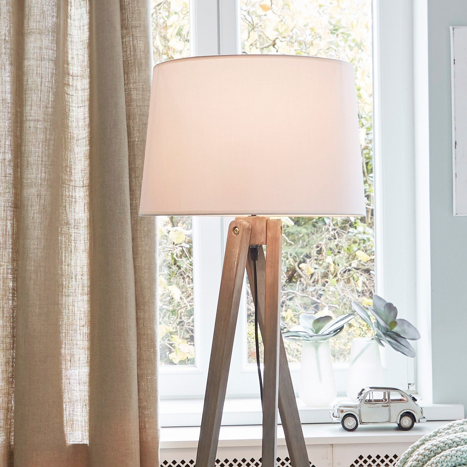 Lampada a stelo Troisième