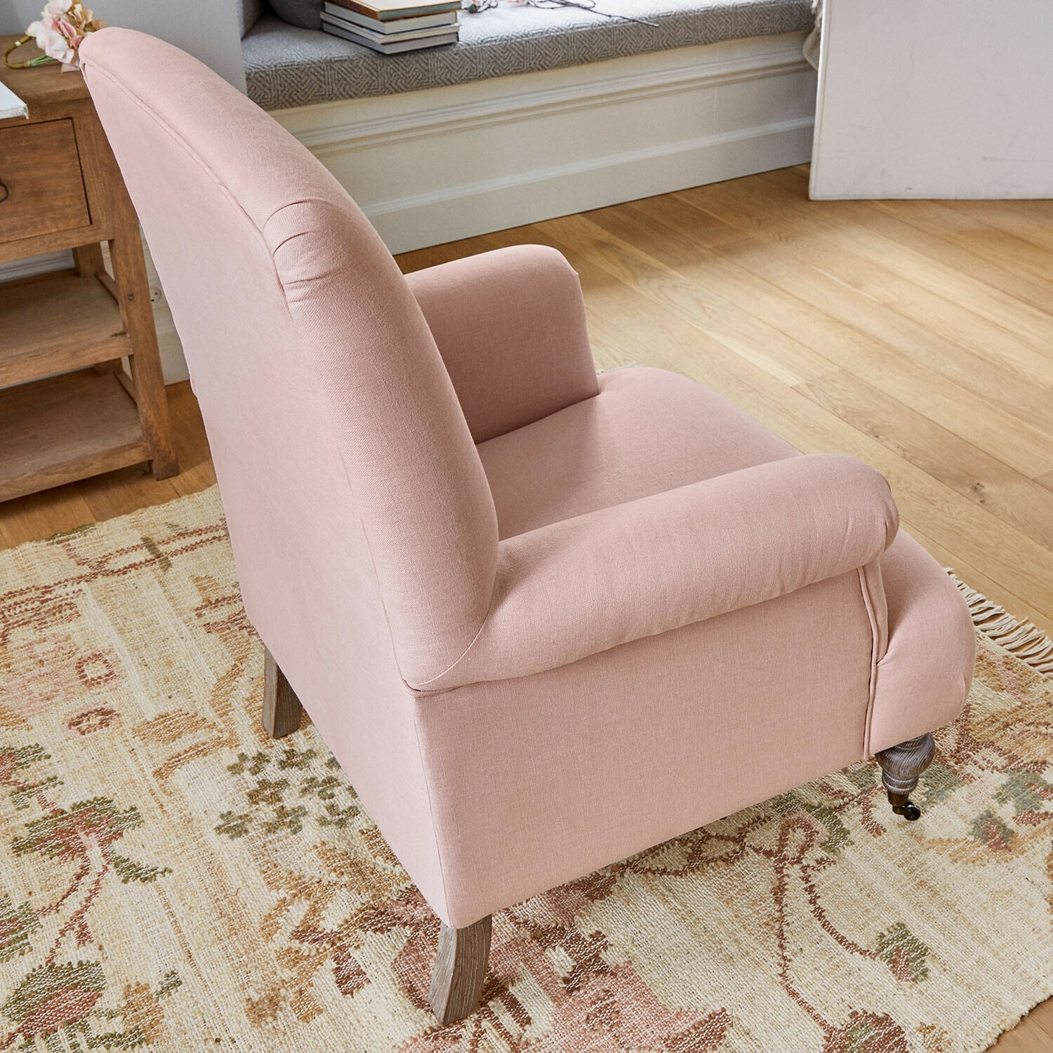 Poltrona con poggiapiedi Rose de Lumière