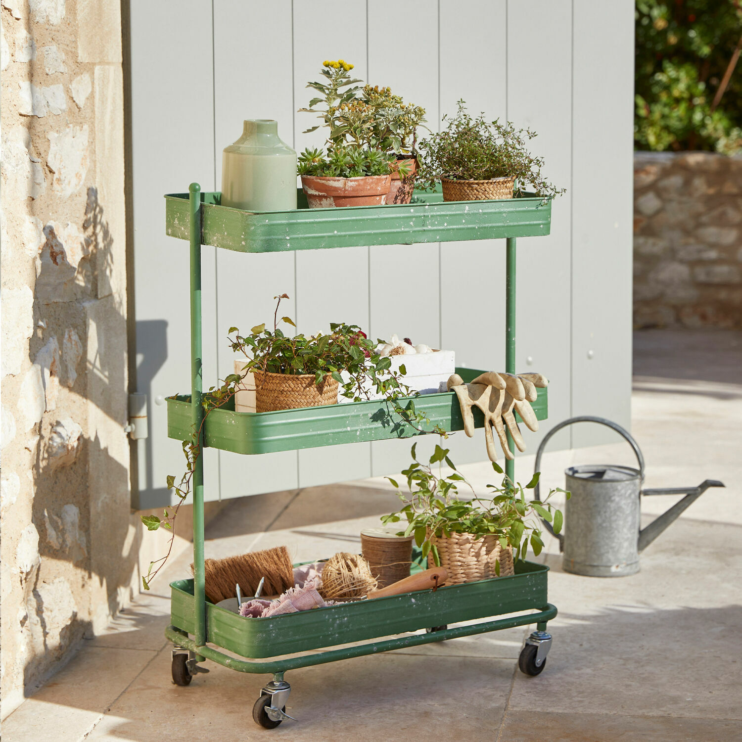 Carrello essiccatore per erbe e fiori Deonte Carrello da giardino verde in metallo con piante e attrezzi da giardinaggio su ruote