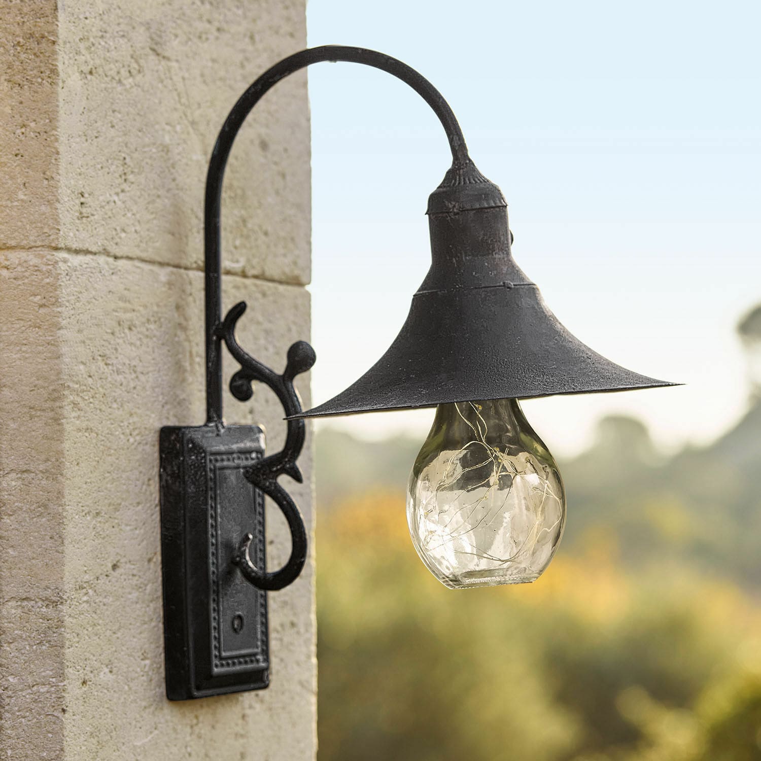 Lanterna a LED da parete Tilleras
