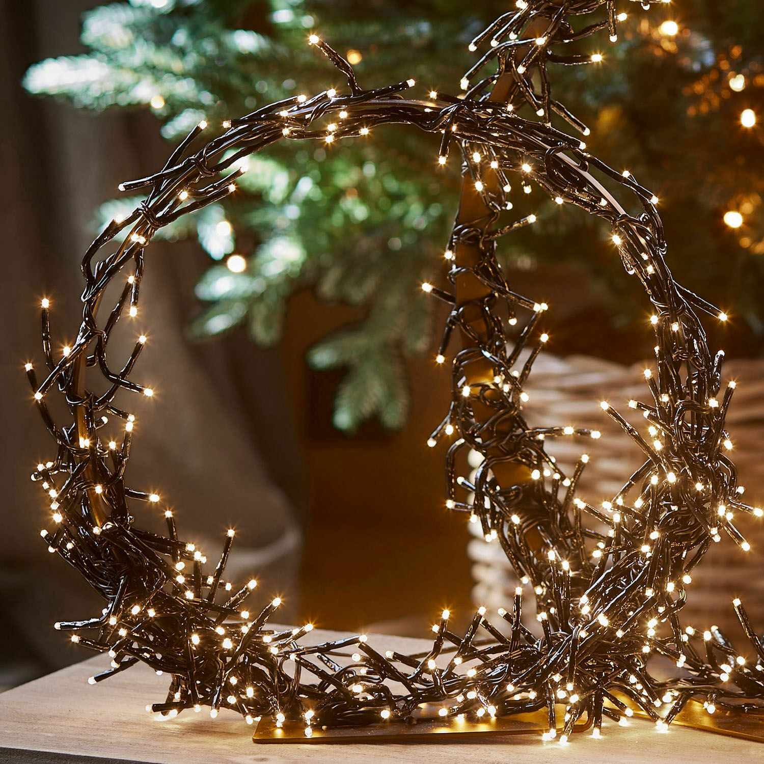 Coppia di ghirlande con luci a LED Nestier