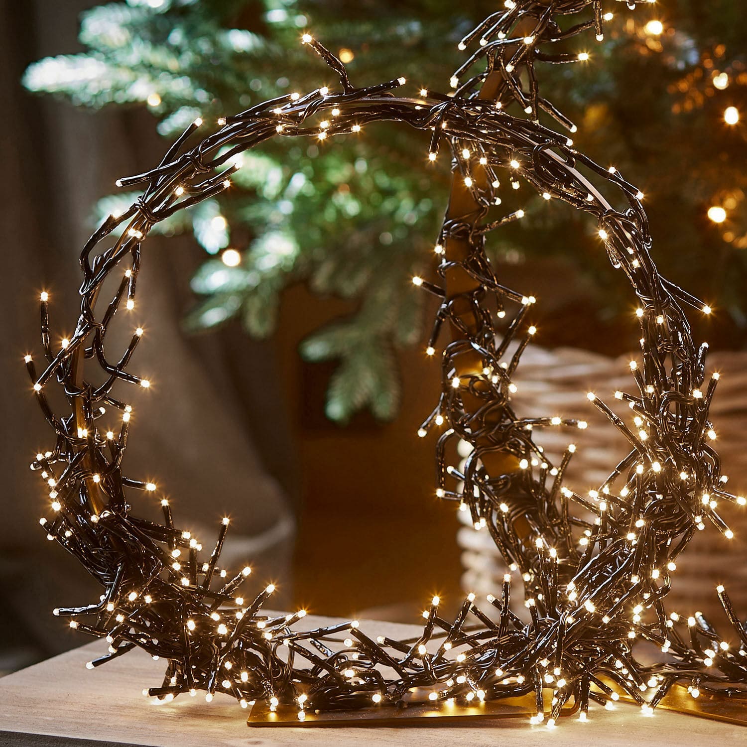 Coppia di ghirlande con luci a LED Nestier