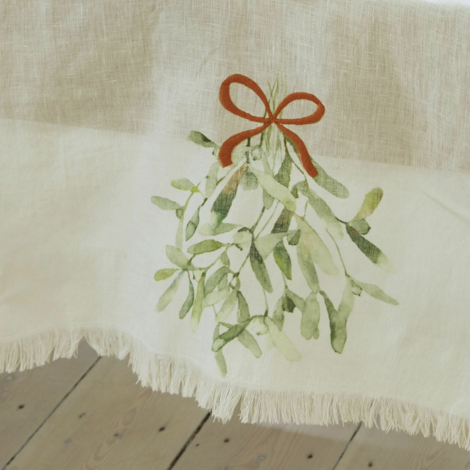 Runner Mistletoe