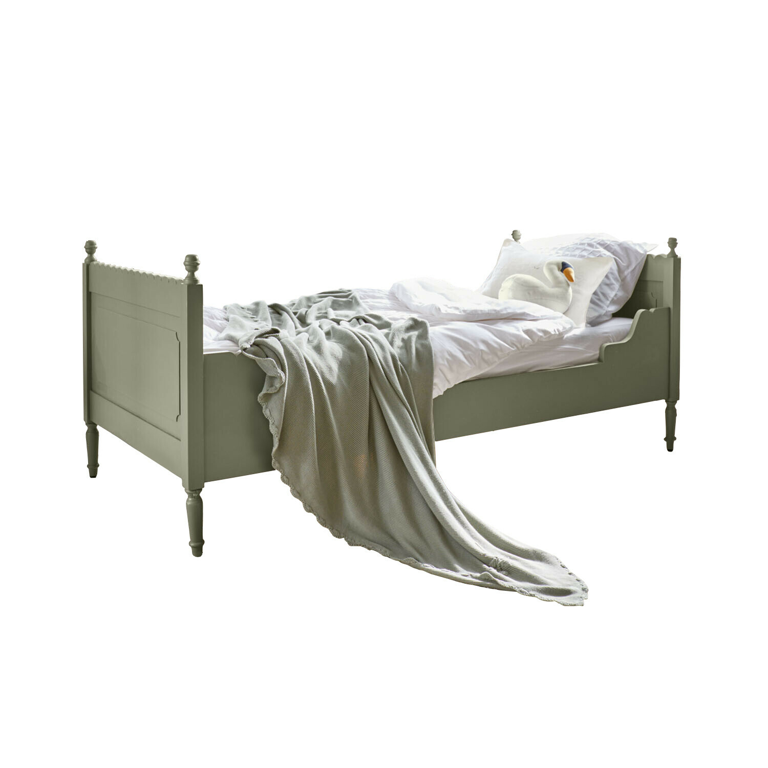 Letto in legno verde oliva con biancheria bianca e coperta grigia, stile vintage per camera da letto