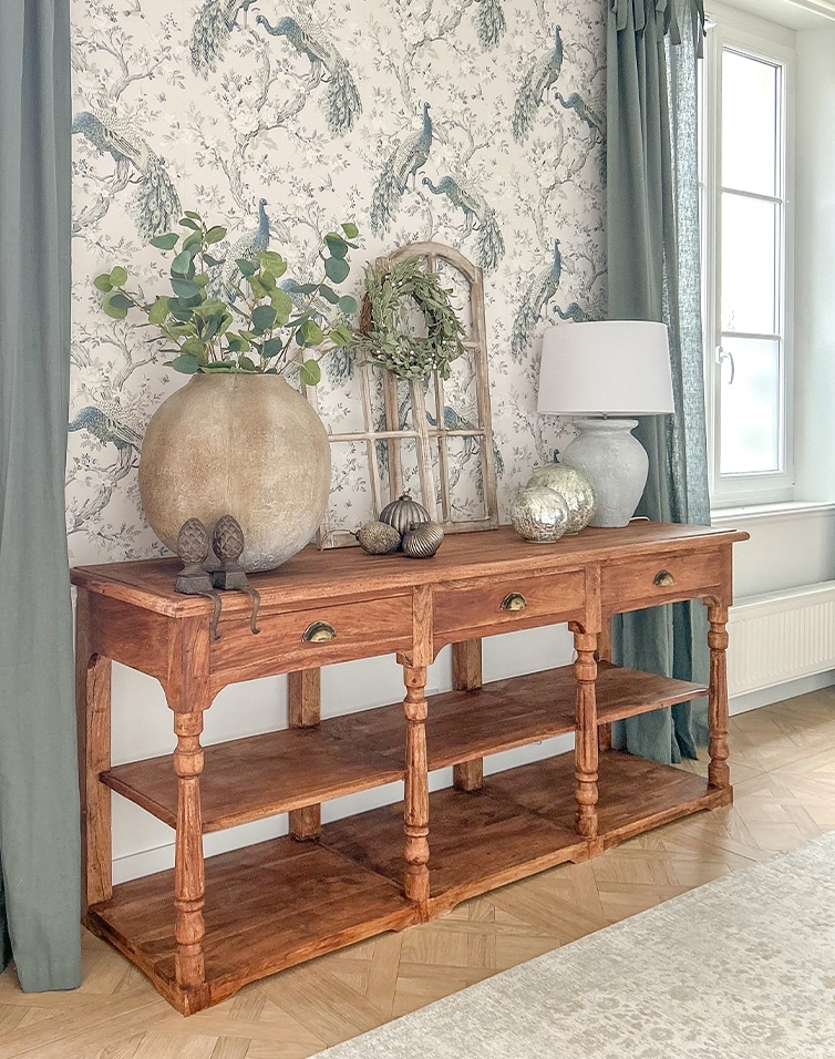Homestory @gute.studiodinterieur consolle natalizia