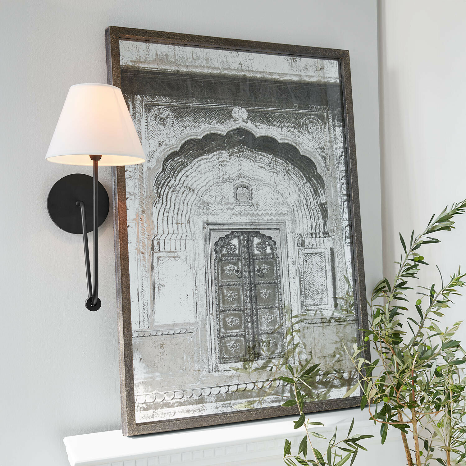 Specchio decorato Aminari Specchio decorativo con cornice invecchiata e motivo porta vintage per soggiorno