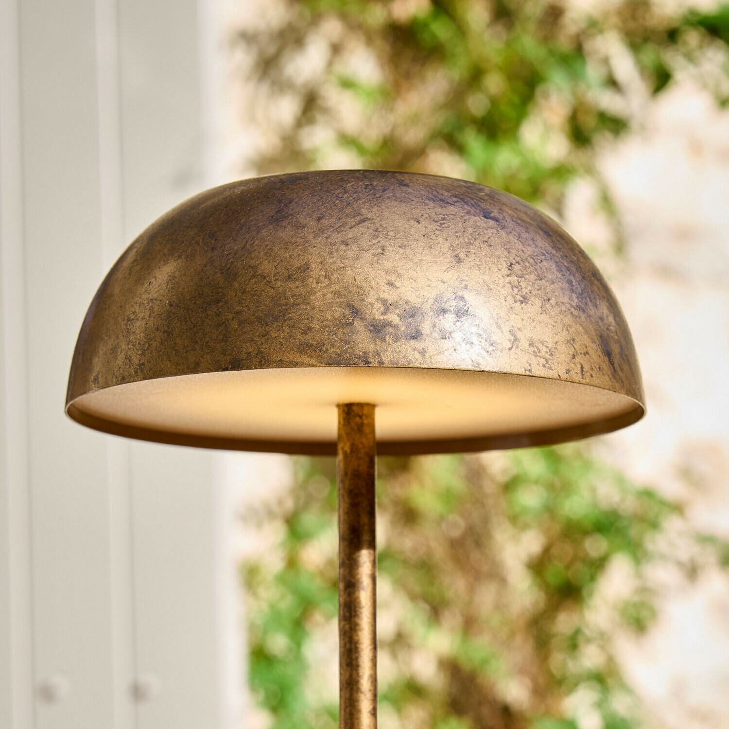 Lampada da tavolo ricaricabile Lumirah