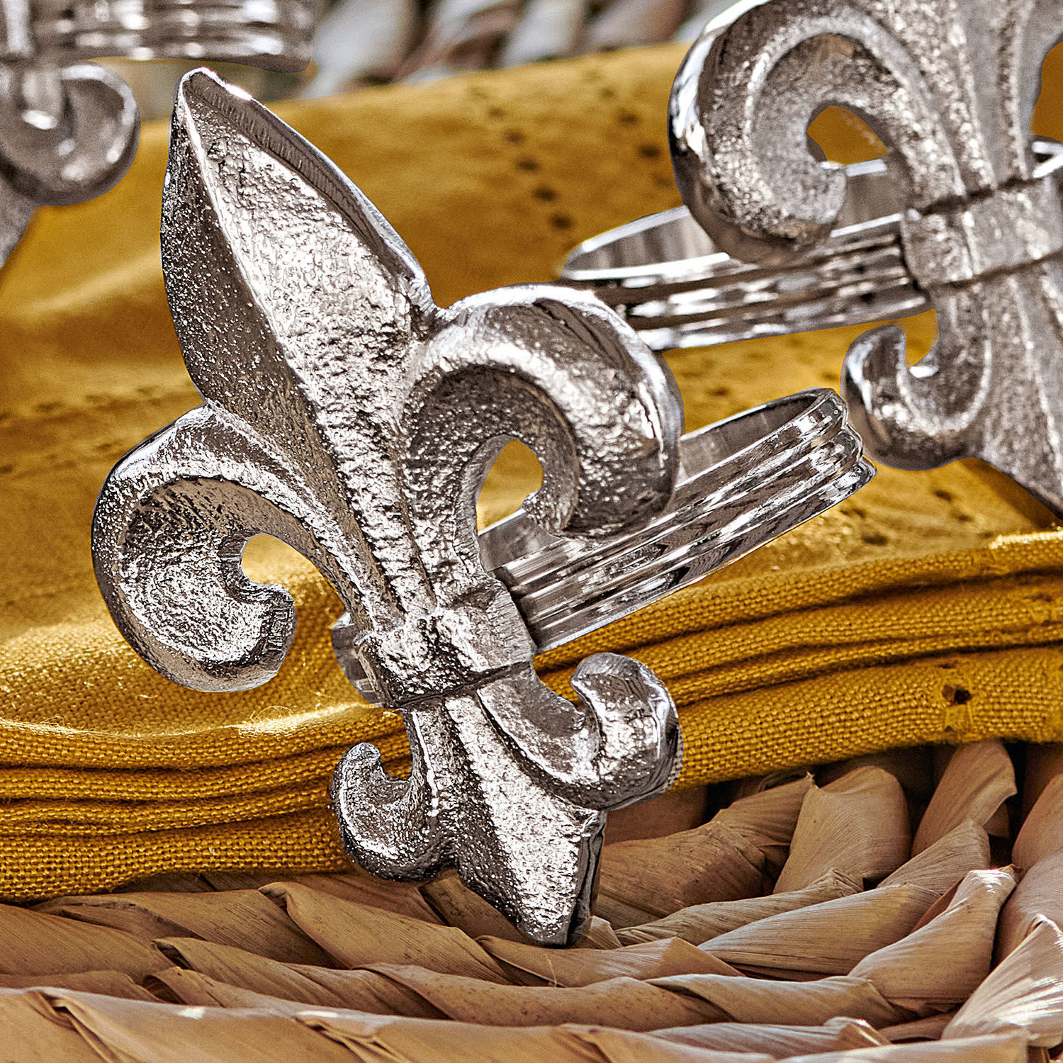 Set di 4 portatovaglioli ad anello Fleur De Lis