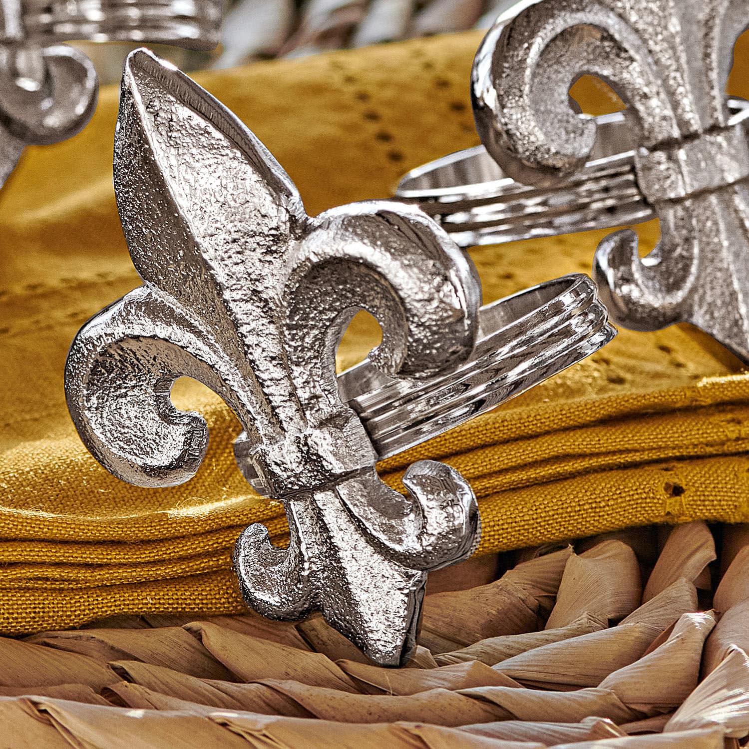 Set di 4 portatovaglioli ad anello Fleur De Lis
