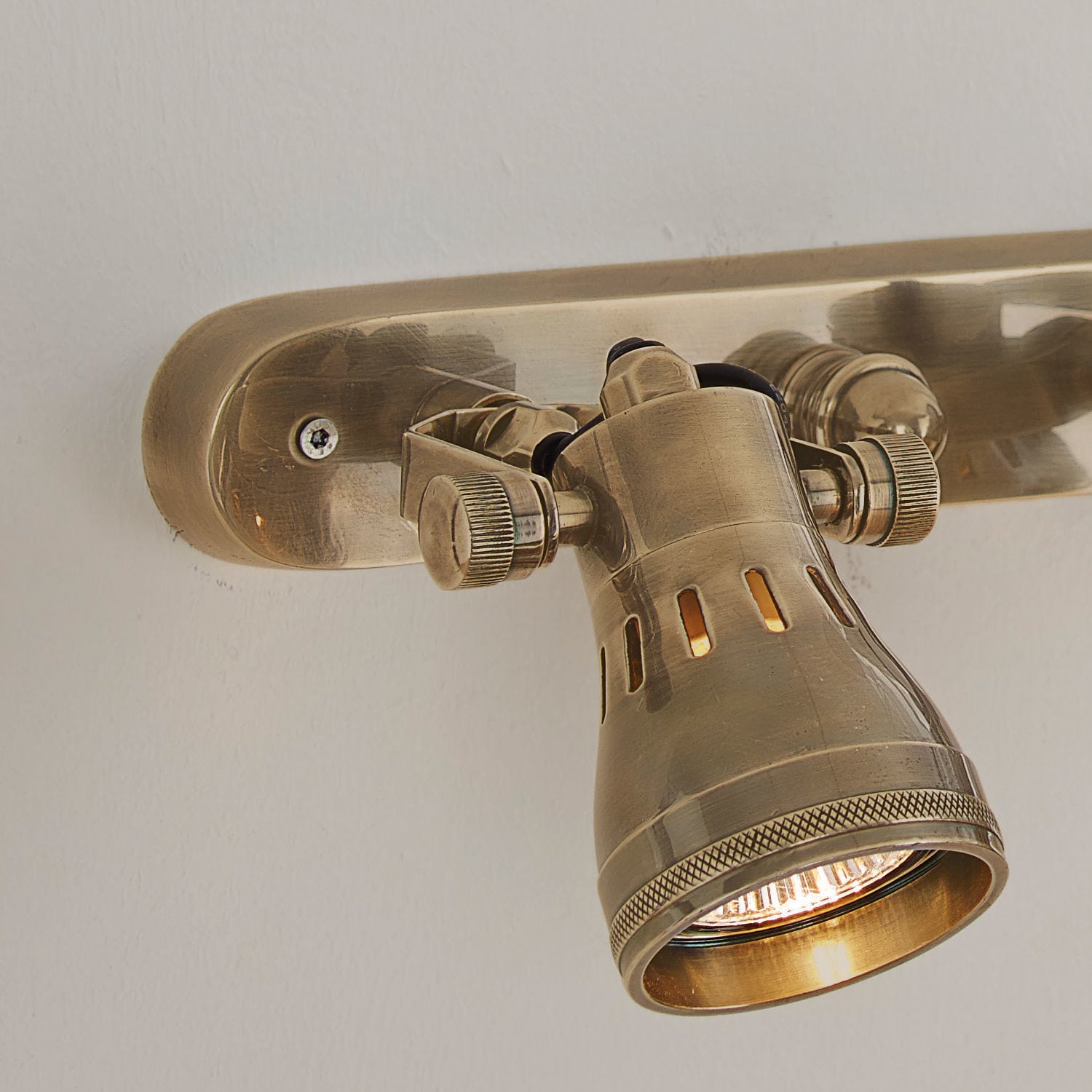 Lampada da parete Naveen