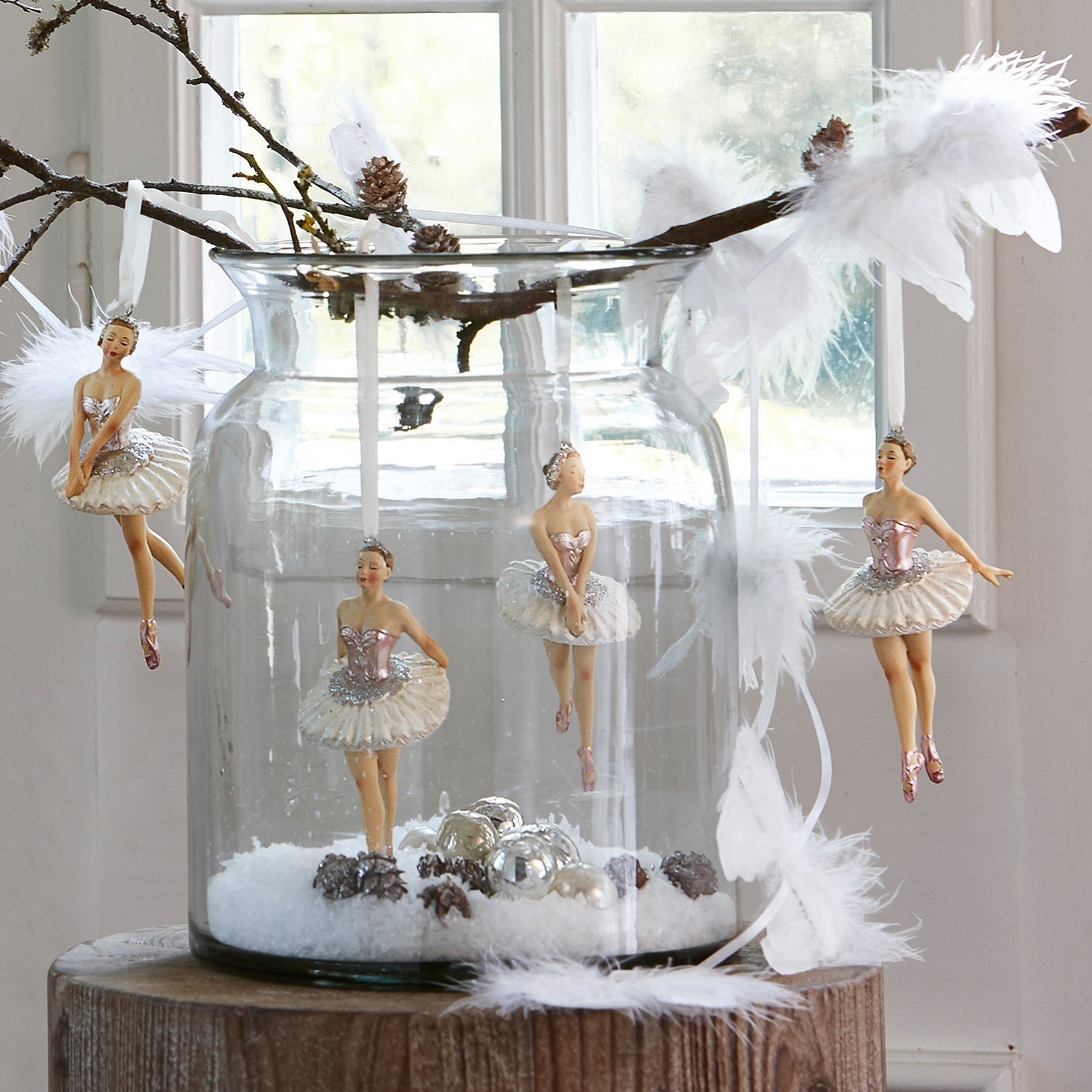 Set di 4 statuine Tadley