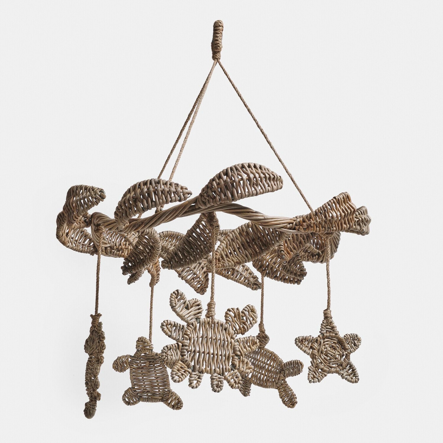 Scacciapensieri Étoille Mobile sospeso in vimini naturale con forme di animali marini in colore beige per decorazione