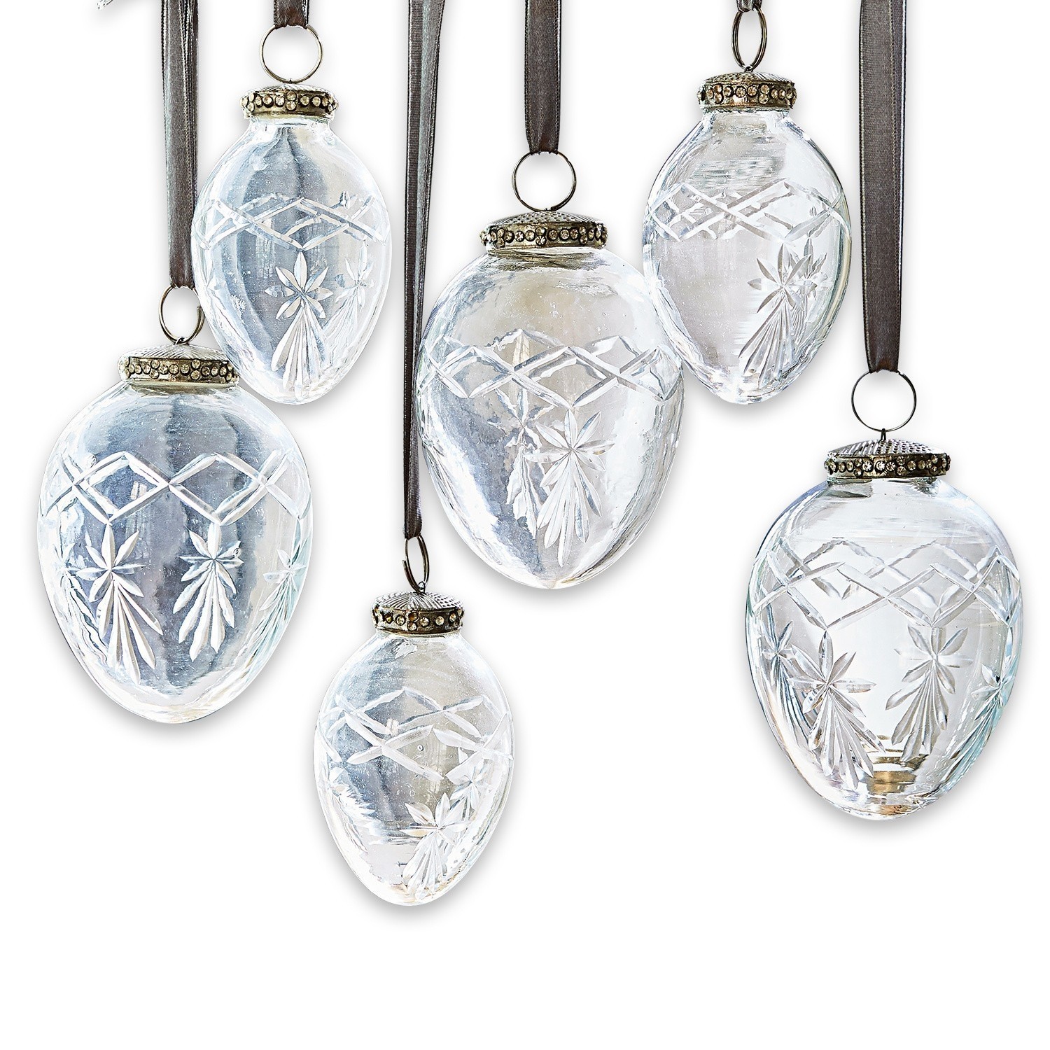 Set di Natale da 6 pezzi Roncey Decorazioni natalizie in vetro trasparente con motivo inciso e nastro marrone per appendere