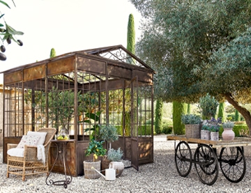 Il punto di incontro in giardino