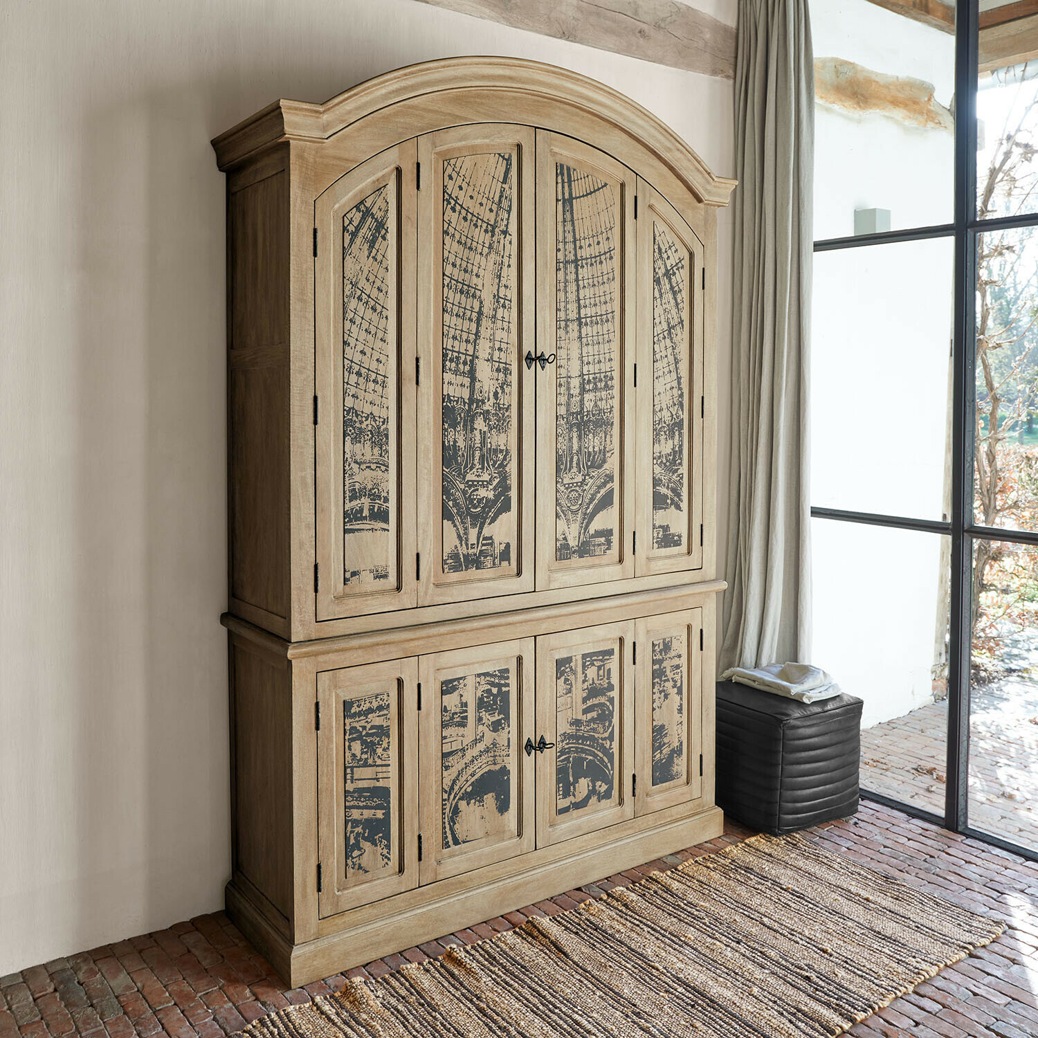 Credenza Albanne