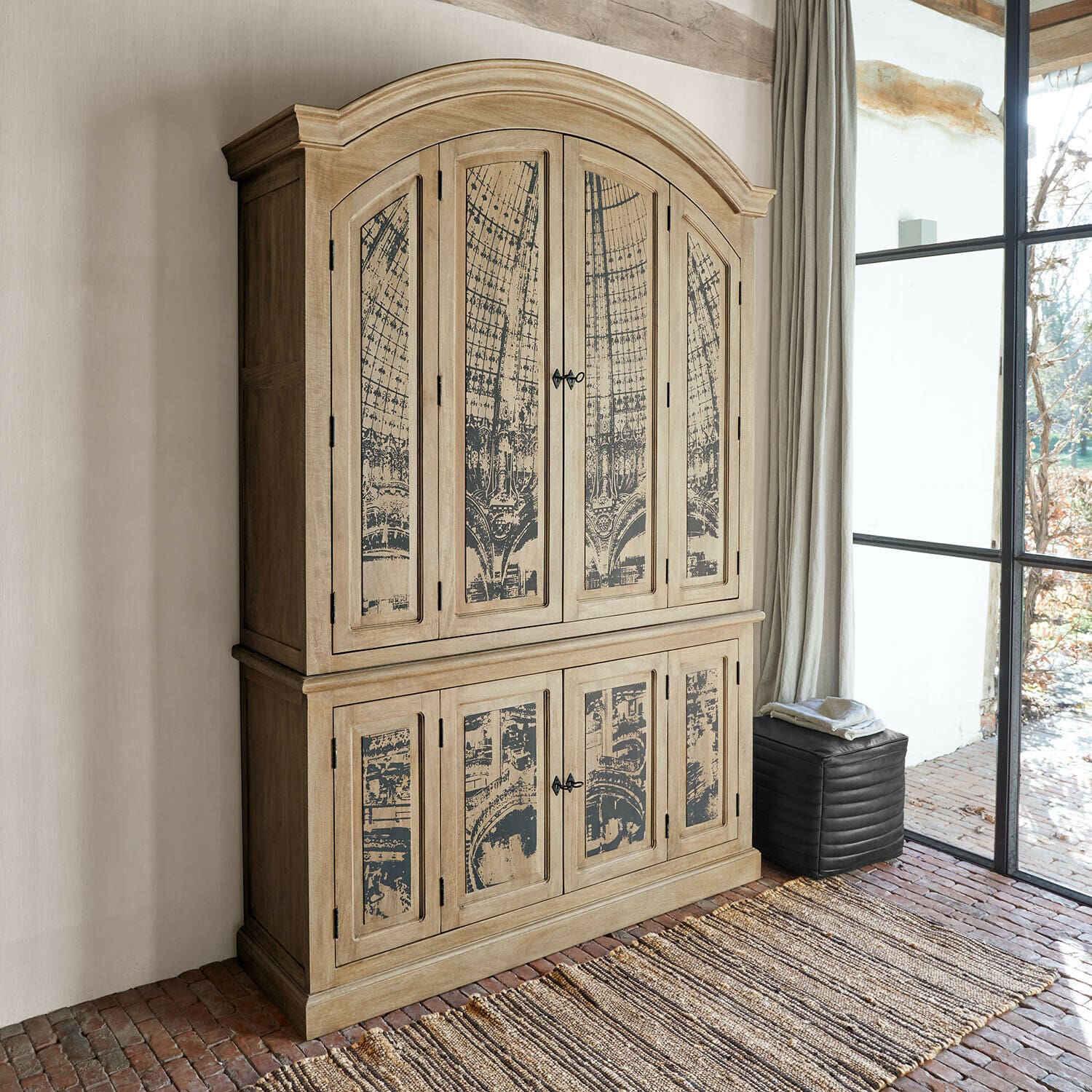 Credenza Albanne