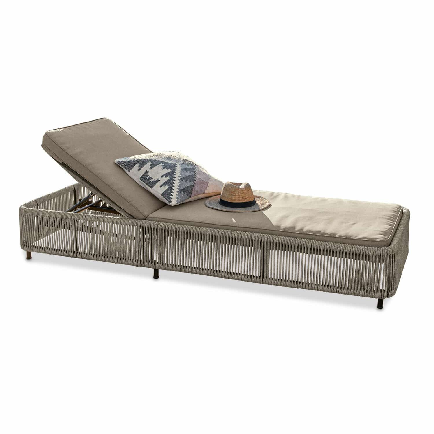 Lettino Huntville Lettino da giardino con cuscino beige e struttura intrecciata in plastica, perfetto per il relax all'aperto