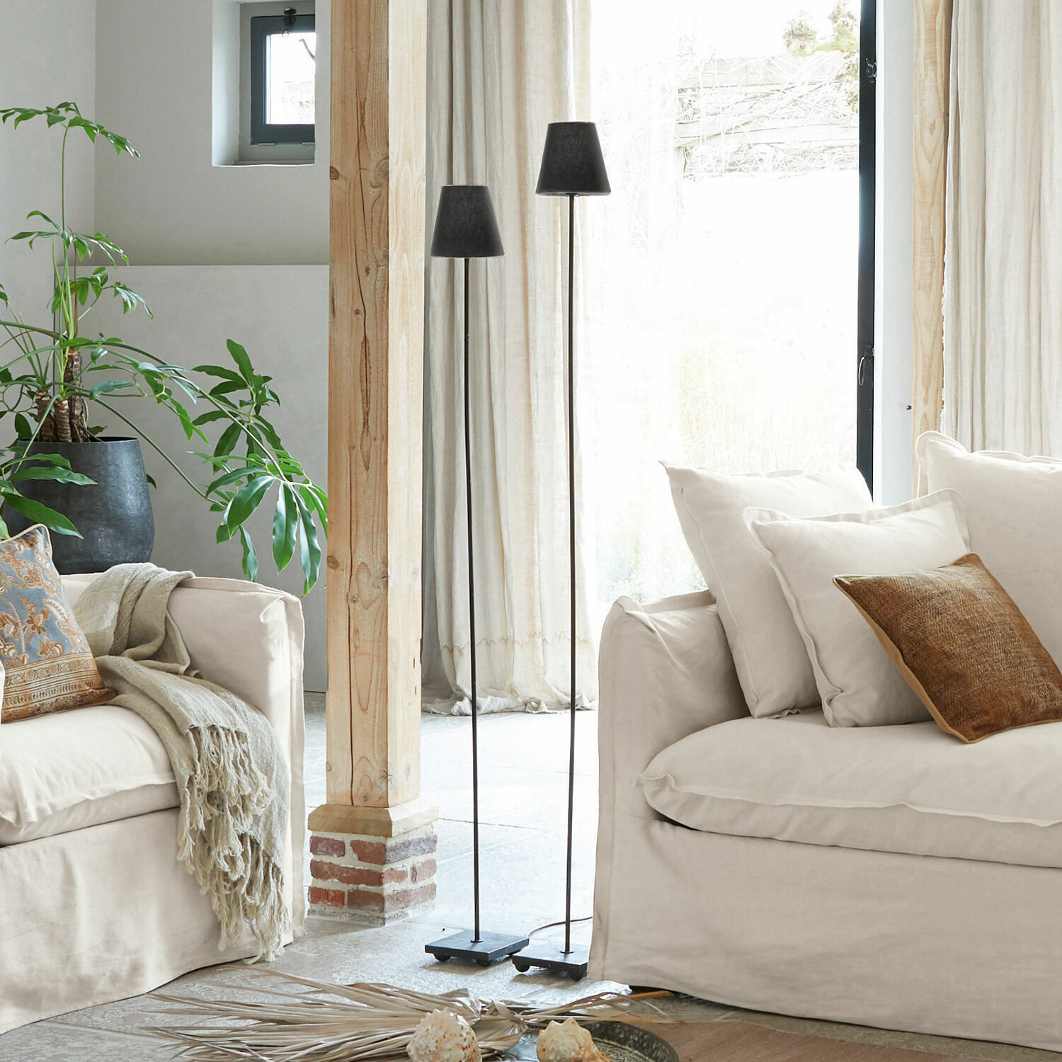 Coppia di lampade a stelo Tacoma