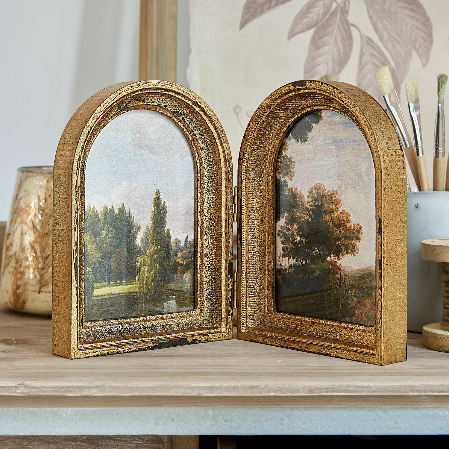 Cornice Beaurain Cornice doppia in legno dorato con dipinti di paesaggi, decorazione per interni