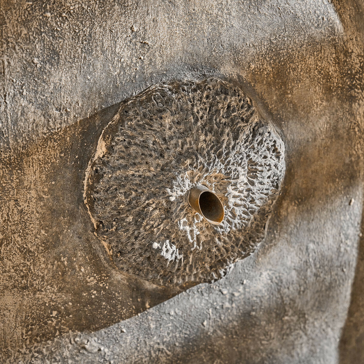 Fontana a muro Veliras