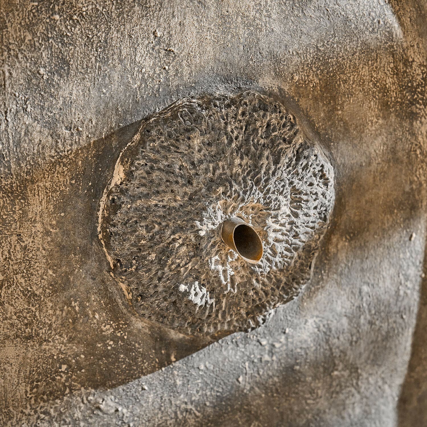 Fontana a muro Veliras
