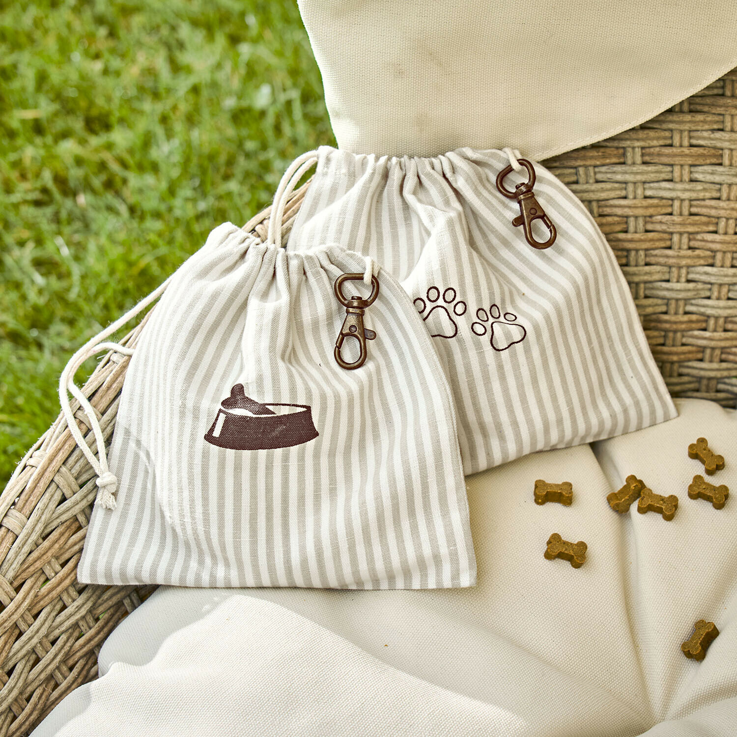 Coppia di sacchetti Marnja Sacchetti in cotone beige a righe con stampa ciotola e impronte per conservare snack per cani